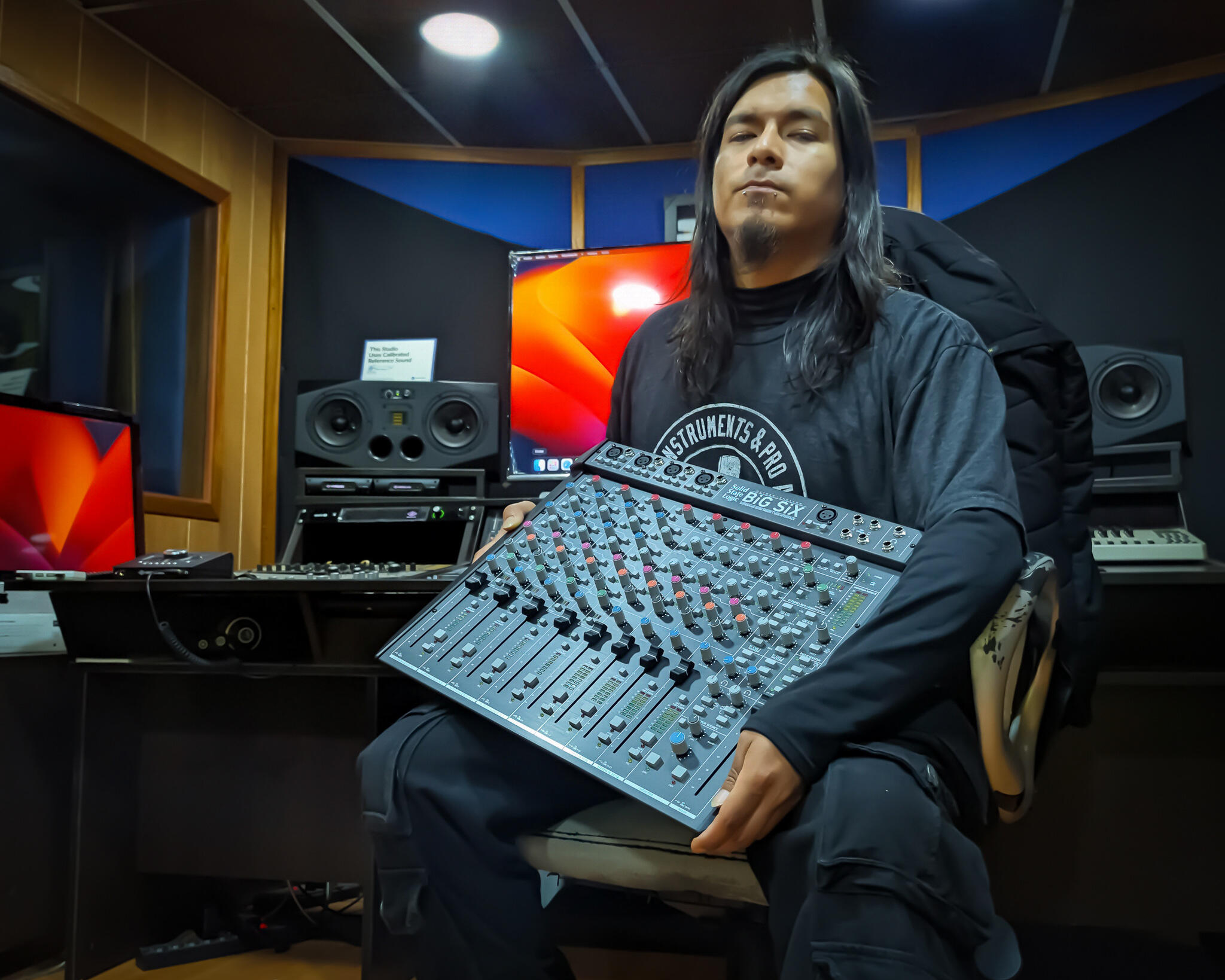 Bulldozer HStudio Bulldozer HStudio